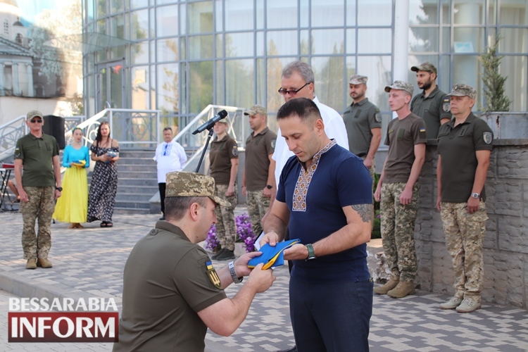 Синьо-жовтий стяг – гідним: в Болграді відзначили День Державного прапора України