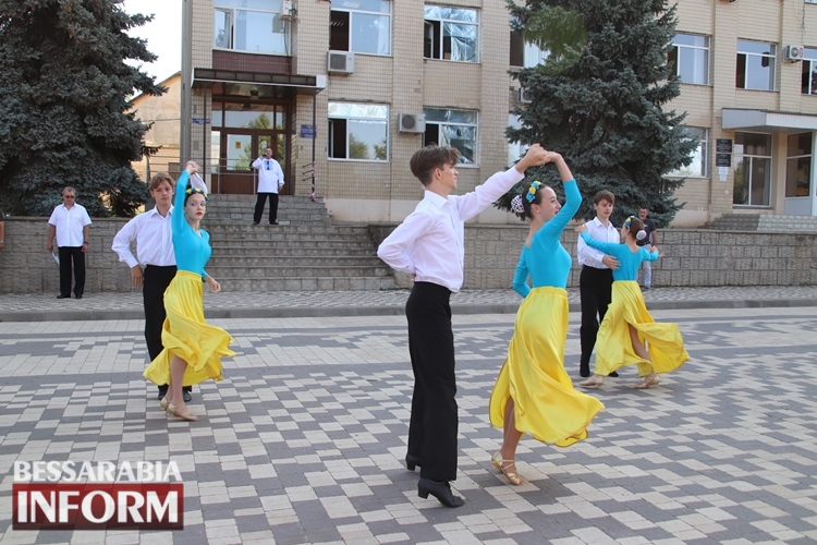 Синьо-жовтий стяг – гідним: в Болграді відзначили День Державного прапора України