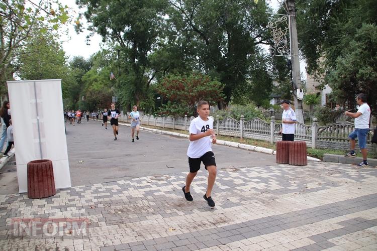 Кілометри пошани та вдячності: в Болграді відбувся забіг в пам'ять про загиблих Героїв України