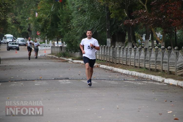 Кілометри пошани та вдячності: в Болграді відбувся забіг в пам'ять про загиблих Героїв України