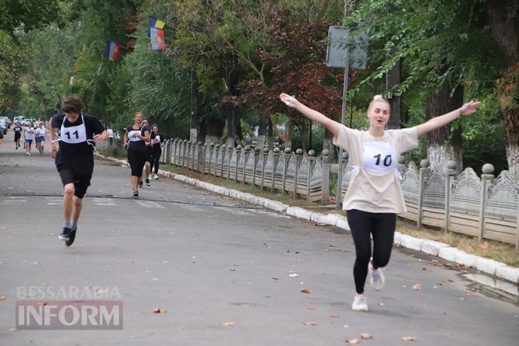 Кілометри пошани та вдячності: в Болграді відбувся забіг в пам'ять про загиблих Героїв України