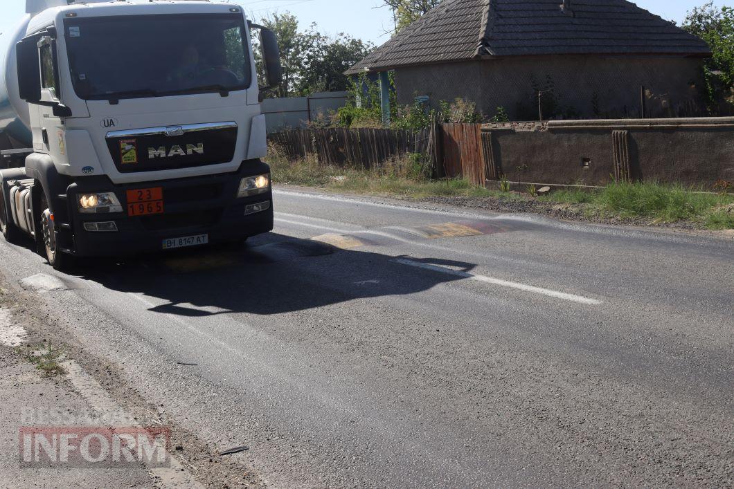 На трасі Одеса-Рені встановлені через трагедію лежачі поліцейські розповзлися за три тижні