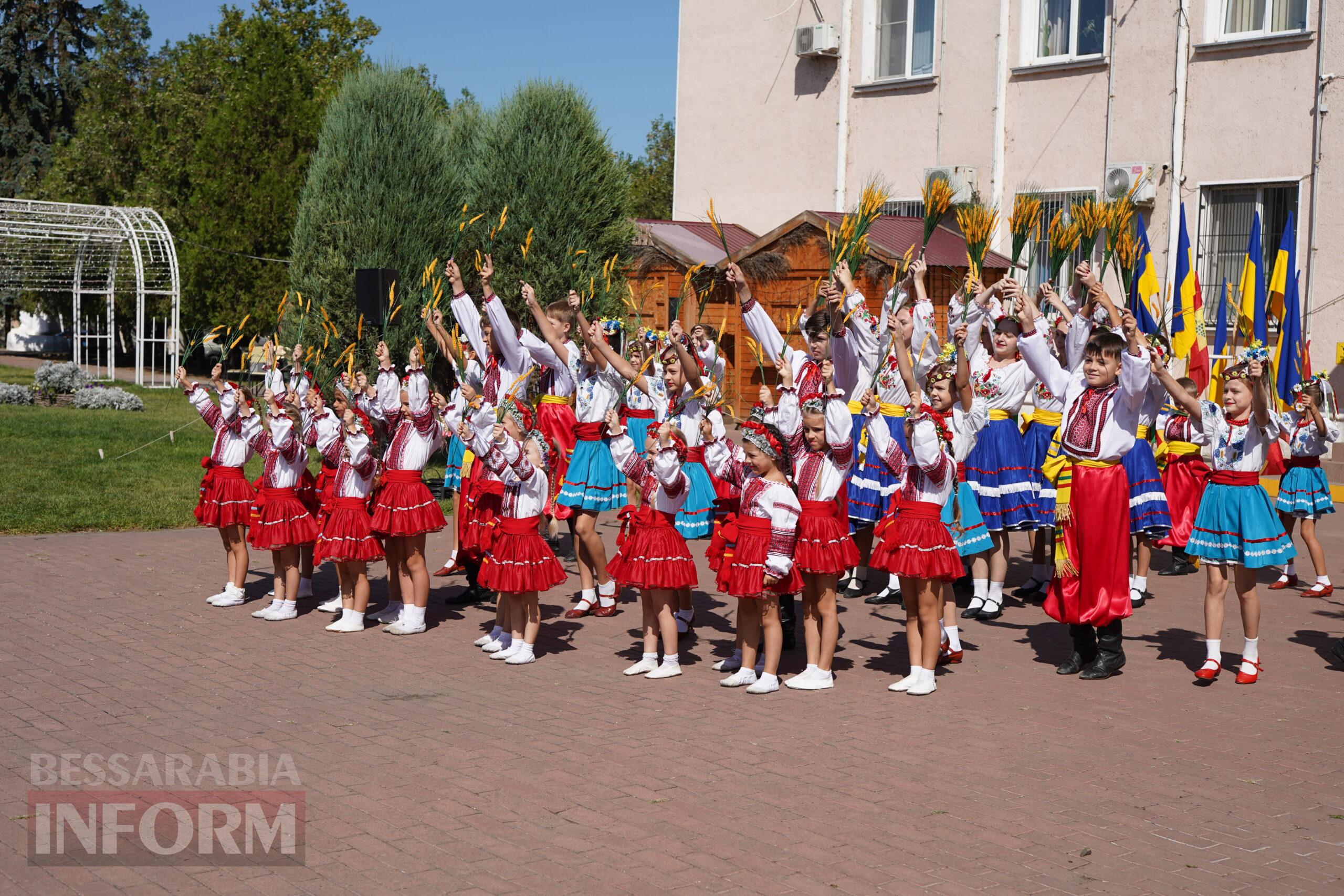 Яскраво й урочисто у Білгороді-Дністровському зустріли 33-тю річницю незалежності України