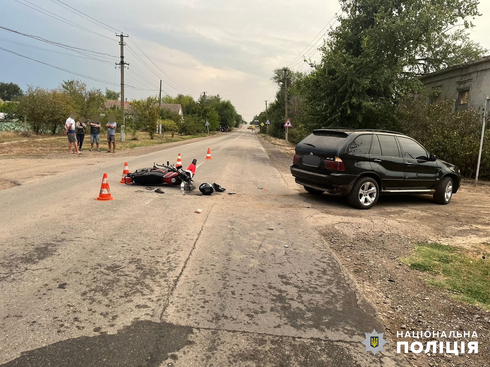 Хотів обігнати водія: у Татарбунарській громаді через ДТП мотоцикліст отримав травму руки