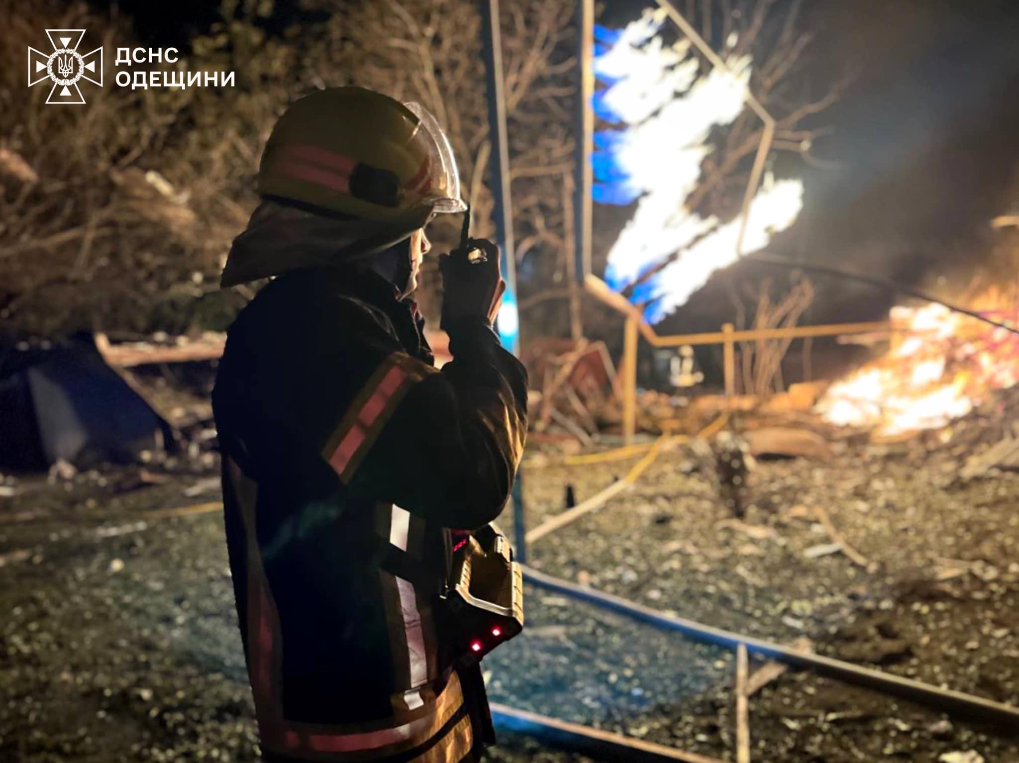 ДСНС поділилися шокуючими фото та відео моментів рятування людей в Ізмаїлі