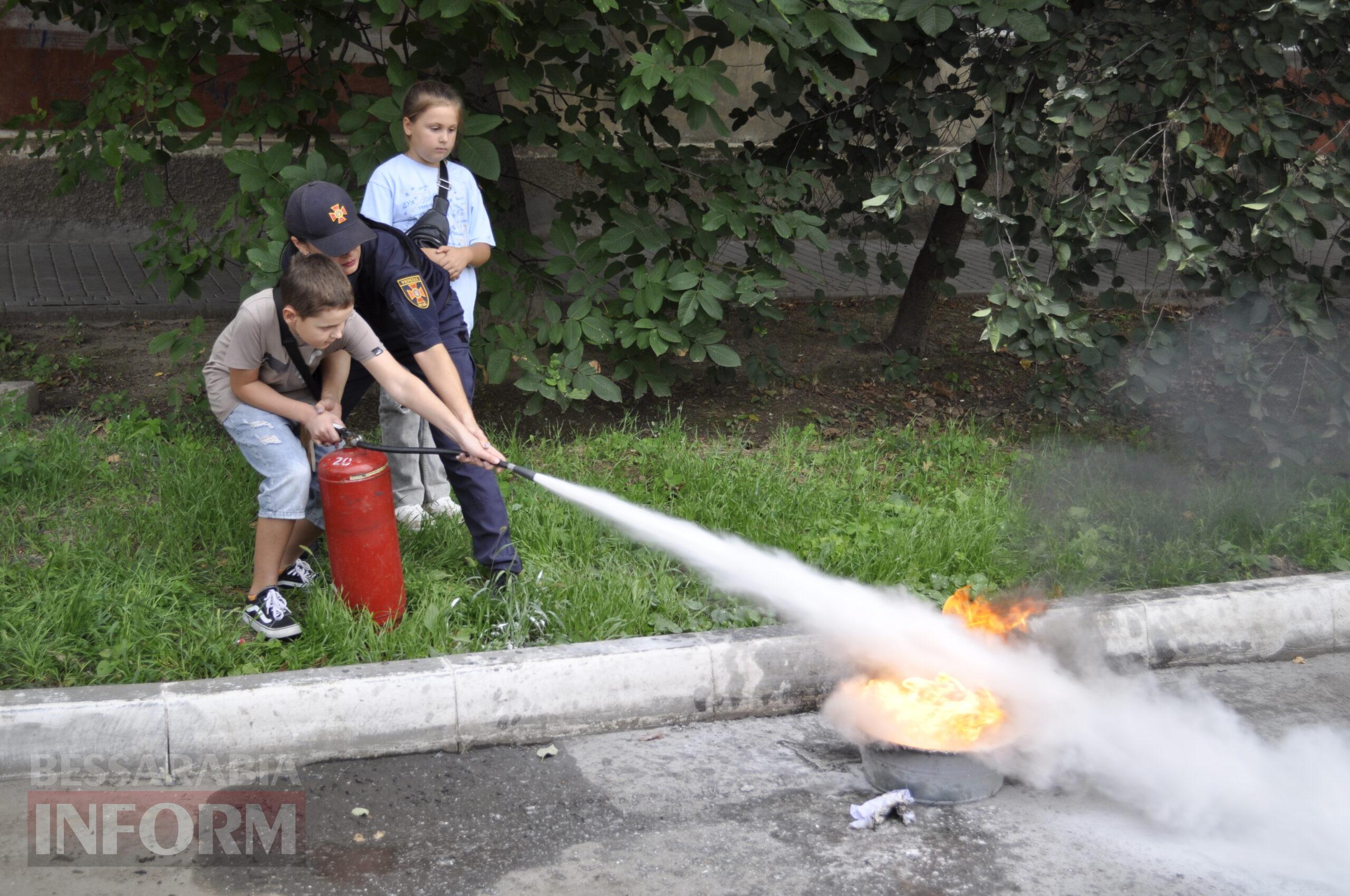 В Ізмаїлі відбувся "День з рятувальником" для дітей з родин, що потребують соціальної підтримки