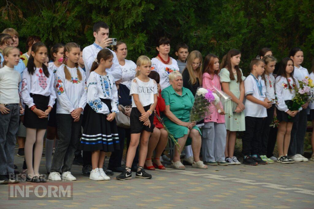 У Білгород-Дністровському районі урочисто відкрили меморіальну дошку морпіху Дмитру Свірському