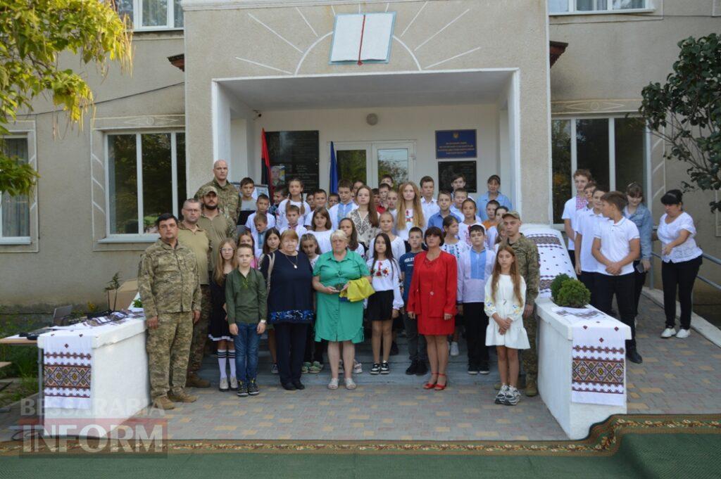 У Білгород-Дністровському районі урочисто відкрили меморіальну дошку морпіху Дмитру Свірському