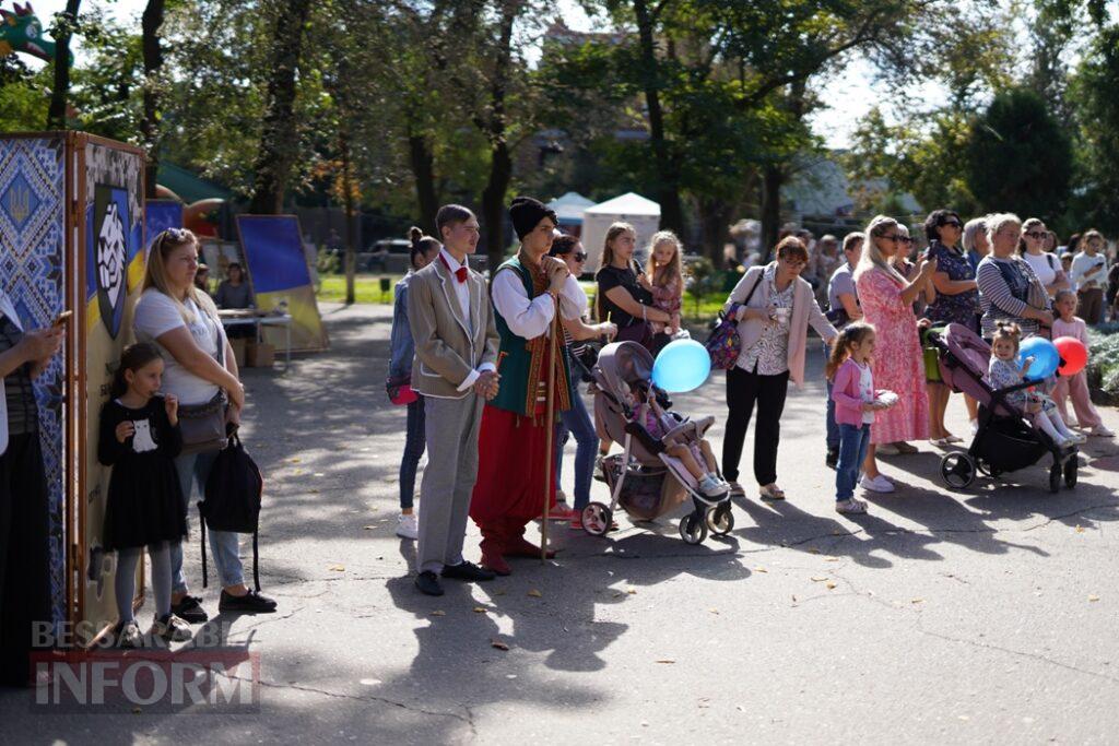 В Аккермані відбулася творча толока "Всі свої": під час благодійного заходу зібрали понад 175 тисяч гривень на РЕБ для захисників