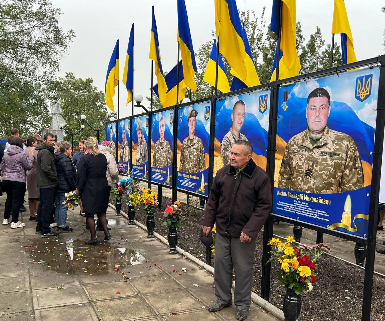 У громадах Білгород-Дністровщини відкрили Алеї Слави Героям, які відстоювали незалежність України