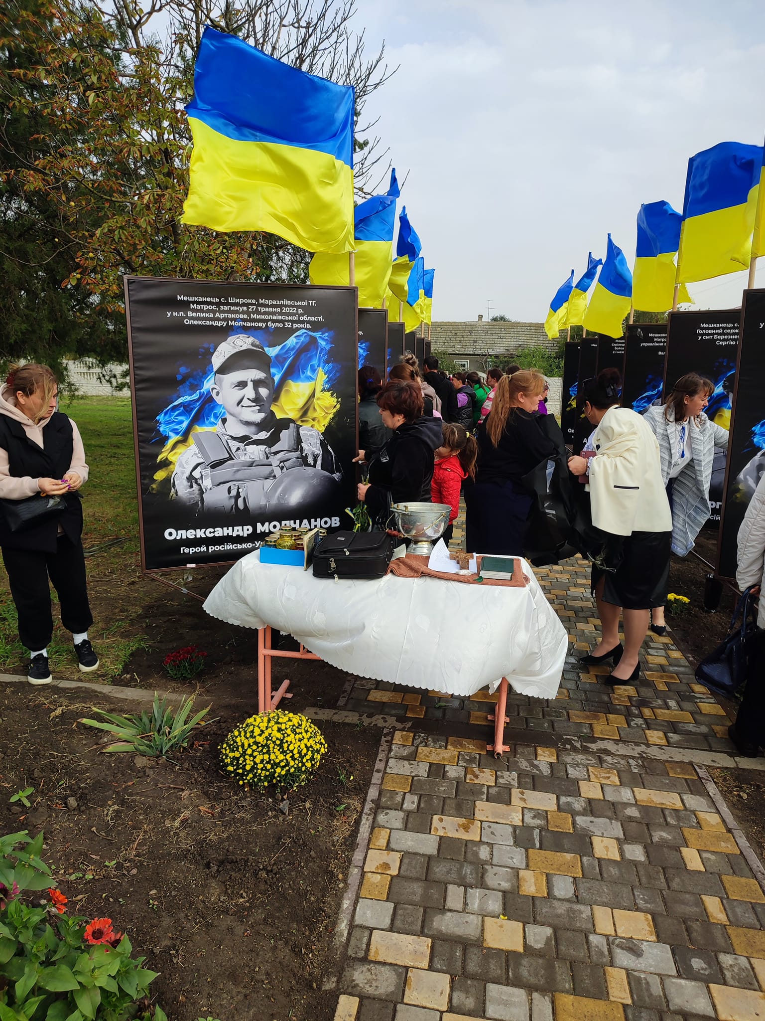 У громадах Білгород-Дністровщини відкрили Алеї Слави Героям, які відстоювали незалежність України