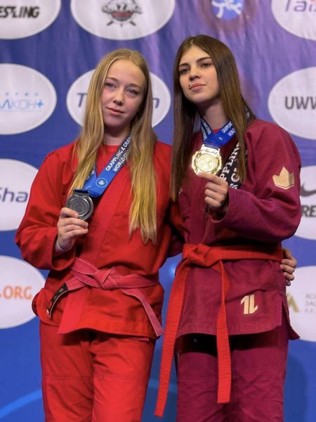 Спортсменки з Ізмаїлу виборюють переможні медалі на світовому чемпіонаті з греплінгу