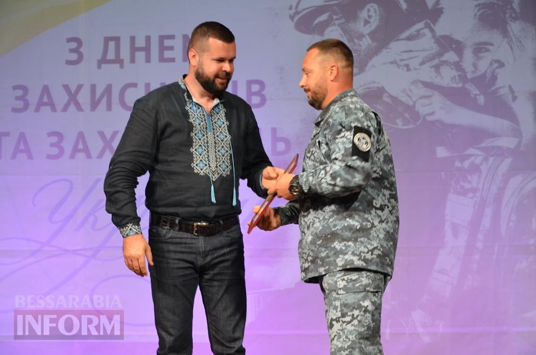 В Кілії для захисників та захисниць влаштували зворушливий концерт