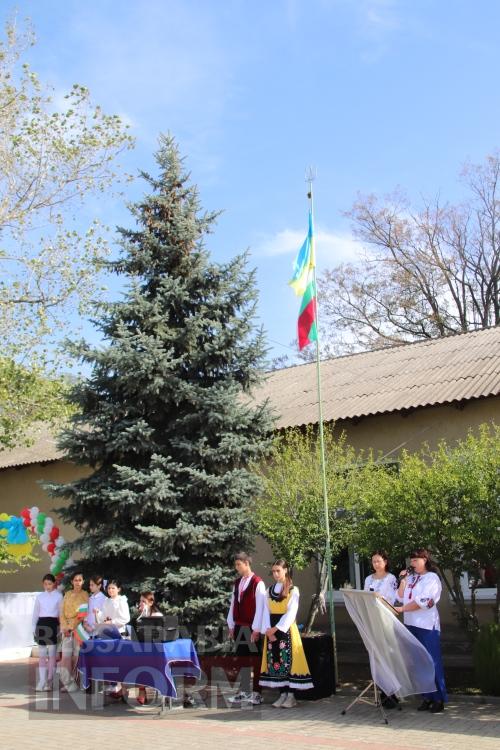 В Табаківському ліцеї Болградської громади вдруге за місяць пролунав Перший дзвоник: деталі