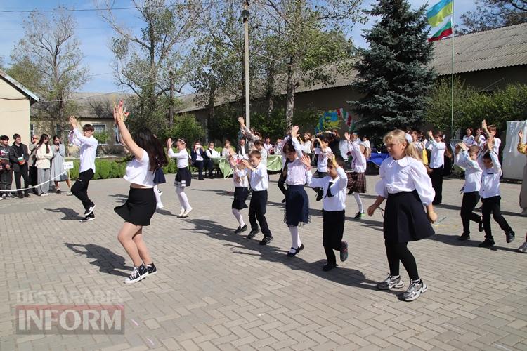 В Табаківському ліцеї Болградської громади вдруге за місяць пролунав Перший дзвоник: деталі