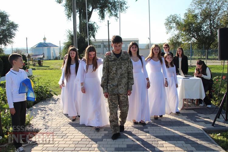 Без права на забуття: в Залізничному Болградської громади відкрили Алею Слави на честь загиблих героїв-земляків