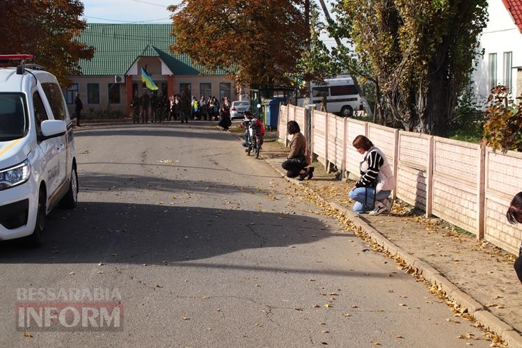 Герої не вмирають: Болградська громада попрощалася з Іваном Дімітріогло