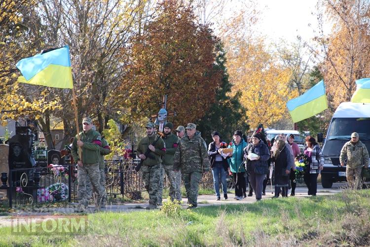 Герої не вмирають: Болградська громада попрощалася з Іваном Дімітріогло