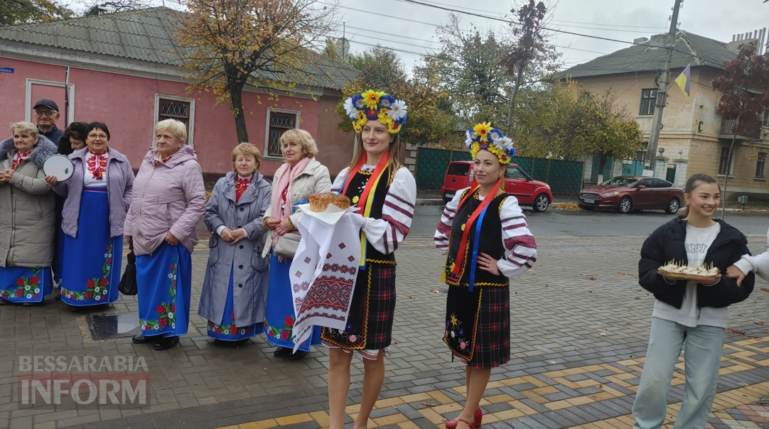 Видовищно та колоритно: у Рені вдруге відбувся благодійний фестиваль-ярмарок культур «Єдність в різноманітті – дари Бессарабії»