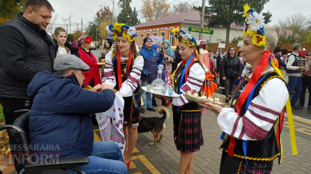 Видовищно та колоритно: у Рені вдруге відбувся благодійний фестиваль-ярмарок культур «Єдність в різноманітті – дари Бессарабії»