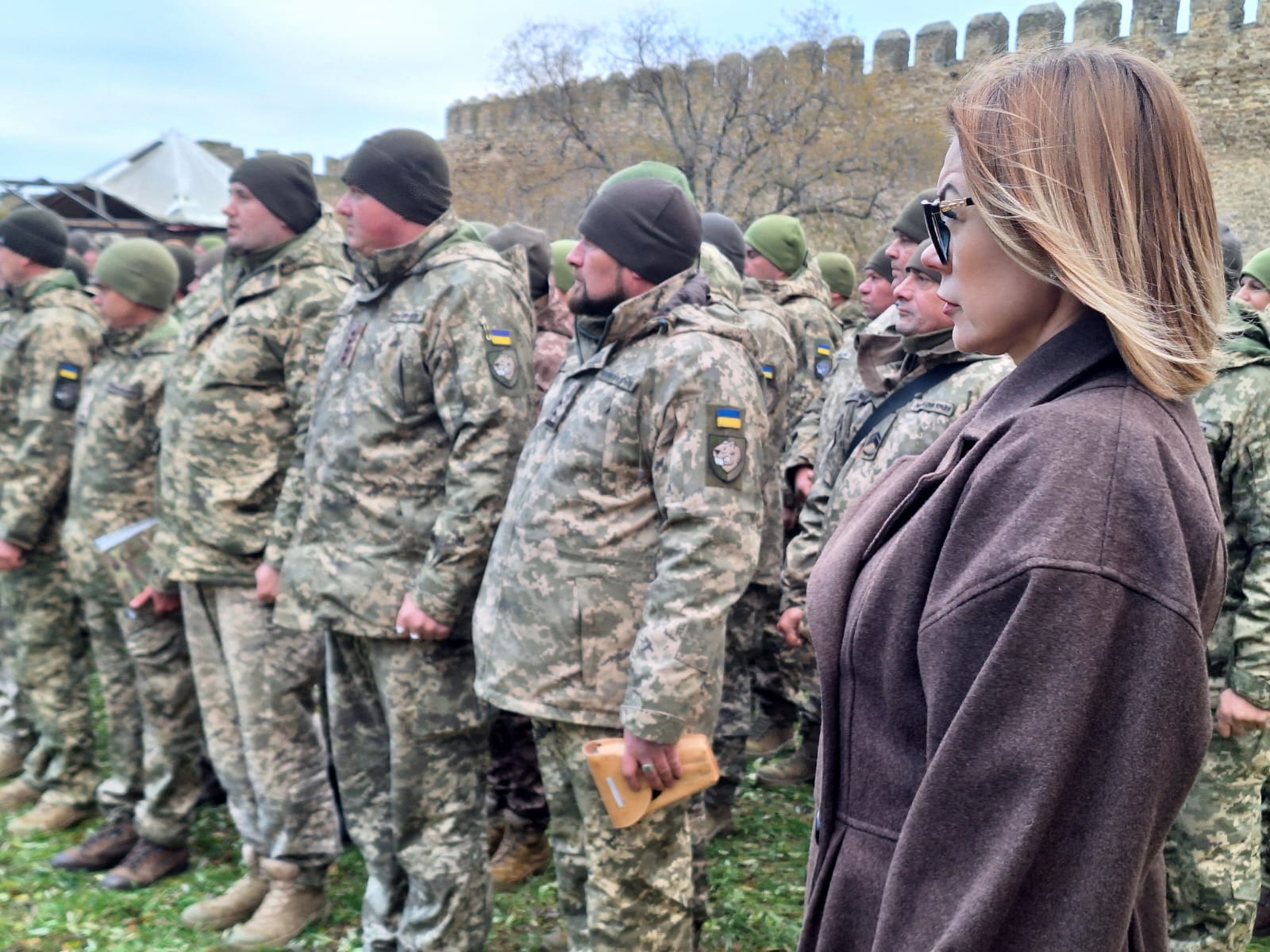 У Білгороді-Дністровському пройшов ритуал прощання командира з Бойовим Прапором військової частини 