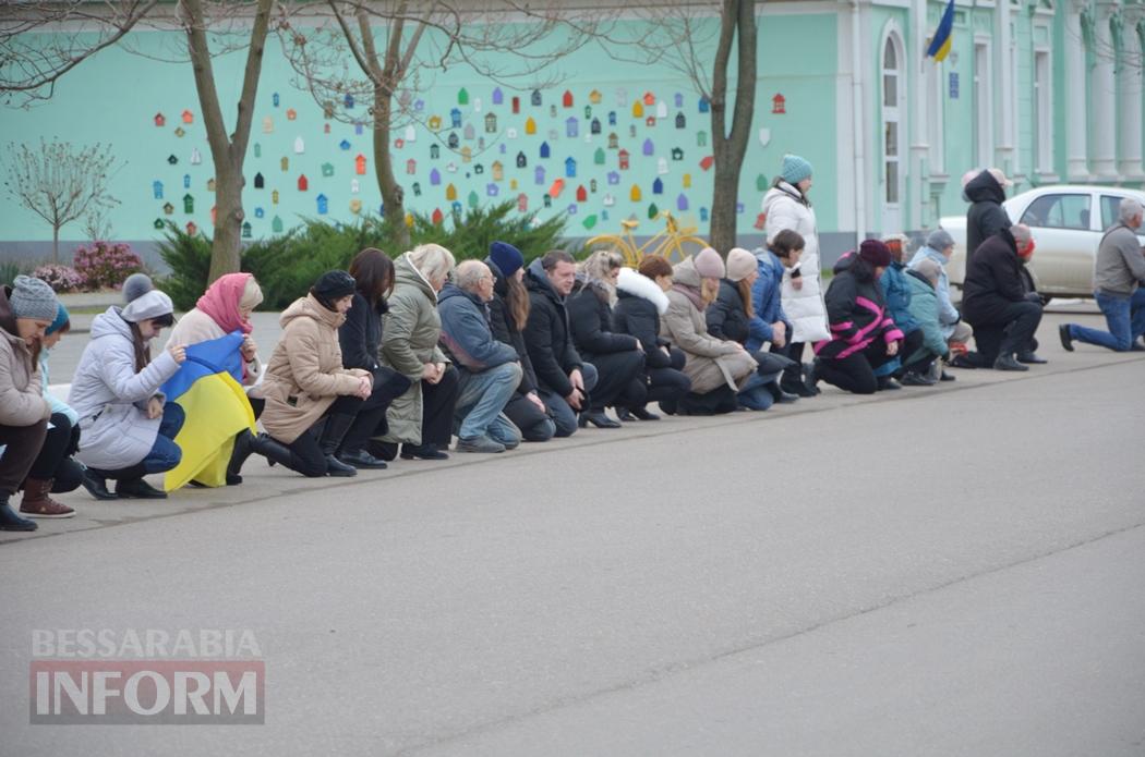 Рік сподівалися, що живий: Кілійська громада провела в останню путь сержанта Валентина Бурдужу