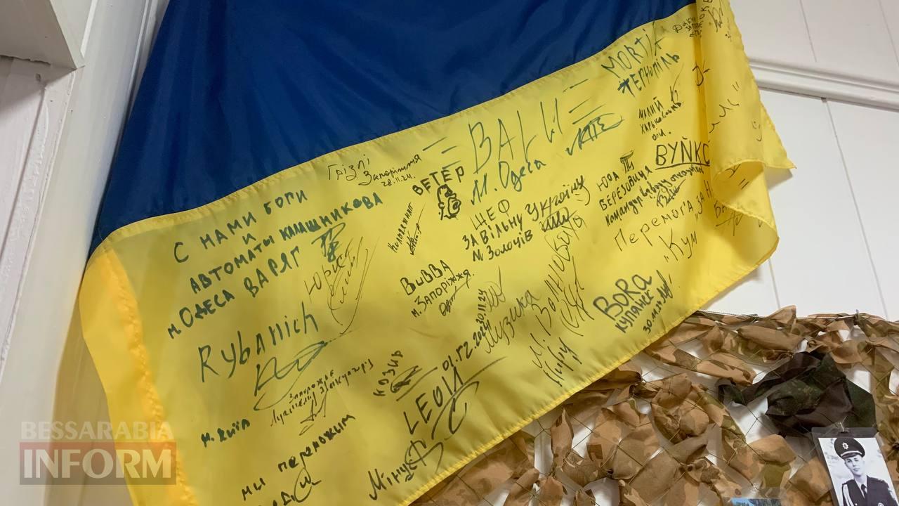 Фронтова ялинка, згоріле зерно та справжній шахед: в Ізмаїлі відкрилася унікальна виставка