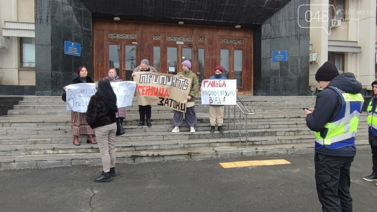 У курортному селищі Білгород-Дністровського району люди вже декілька років мерзнуть у своїх домівках