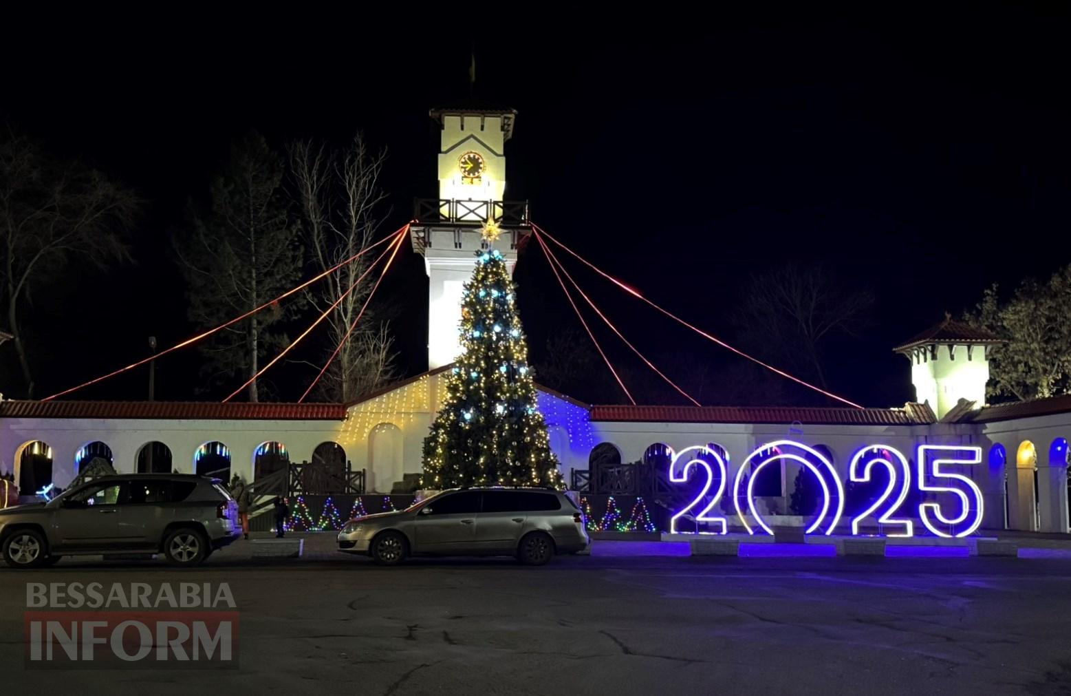 Новорічні ялинки Бессарабії - 2025: обираємо найкращу (фото)