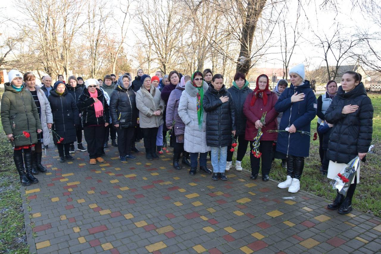 В Саратській громаді батькам Героя вручили нагороду