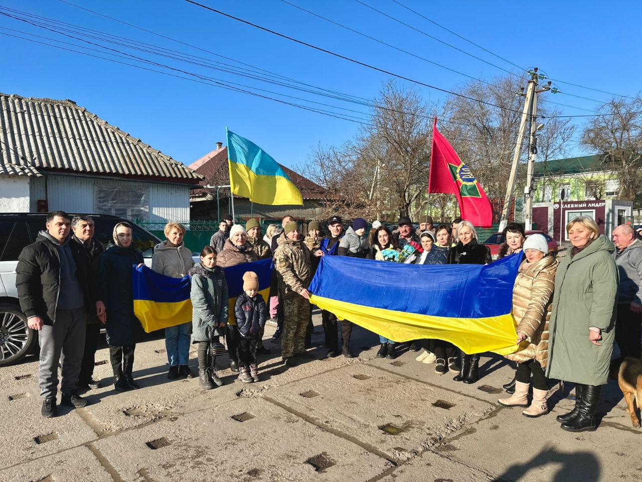 На Ізмаїльщину повернулися двоє захисників Зміїного, які майже три роки провели в російському полоні