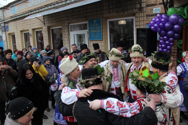 Від давніх виноробних обрядів до сучасного фестивалю: як у Болграді повертали до життя «Трифон Зарезан»