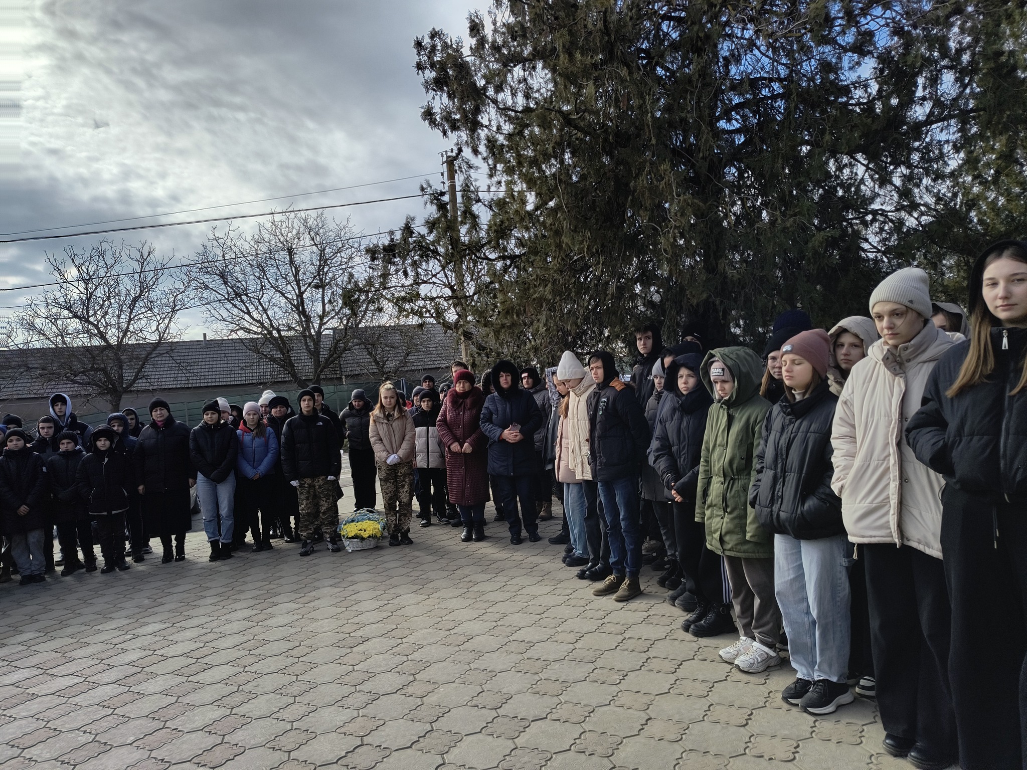 В Татарбунарській громаді з'явилася меморіальна дошка з портретом юного захисника