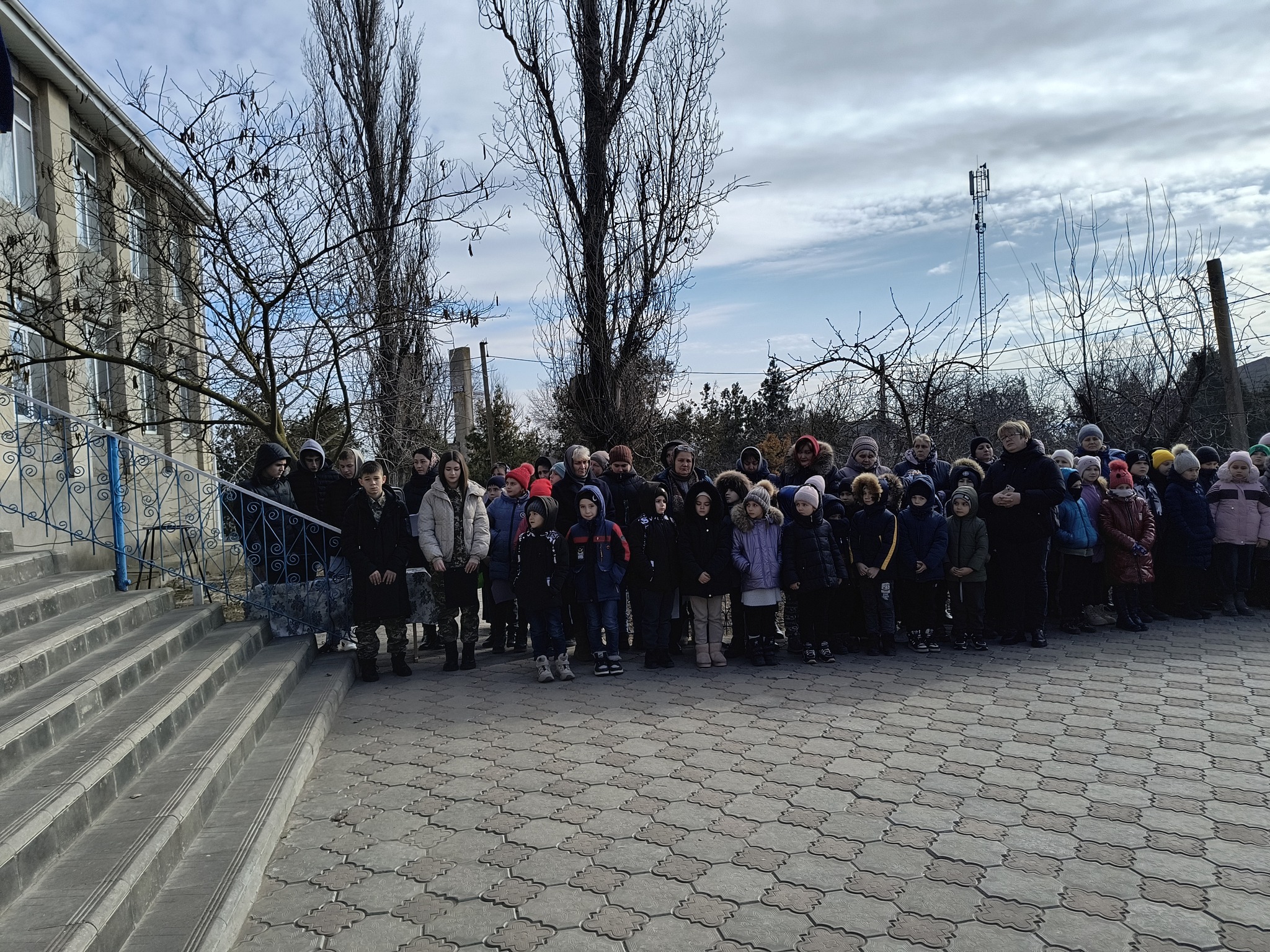 В Татарбунарській громаді з'явилася меморіальна дошка з портретом юного захисника