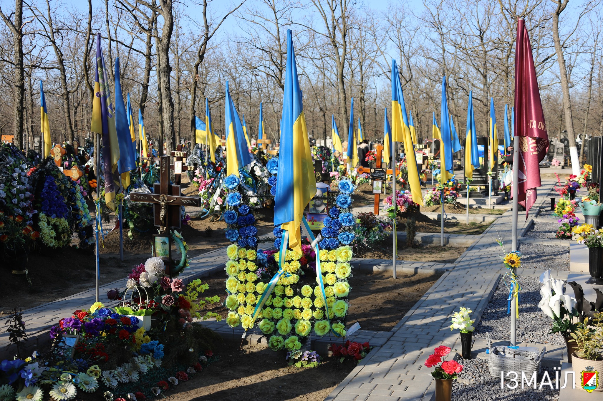 Шануємо, пам’ятаємо і будемо пам’ятати: в містах Бессарабії відзначили треті роковини початку російсько-української війни