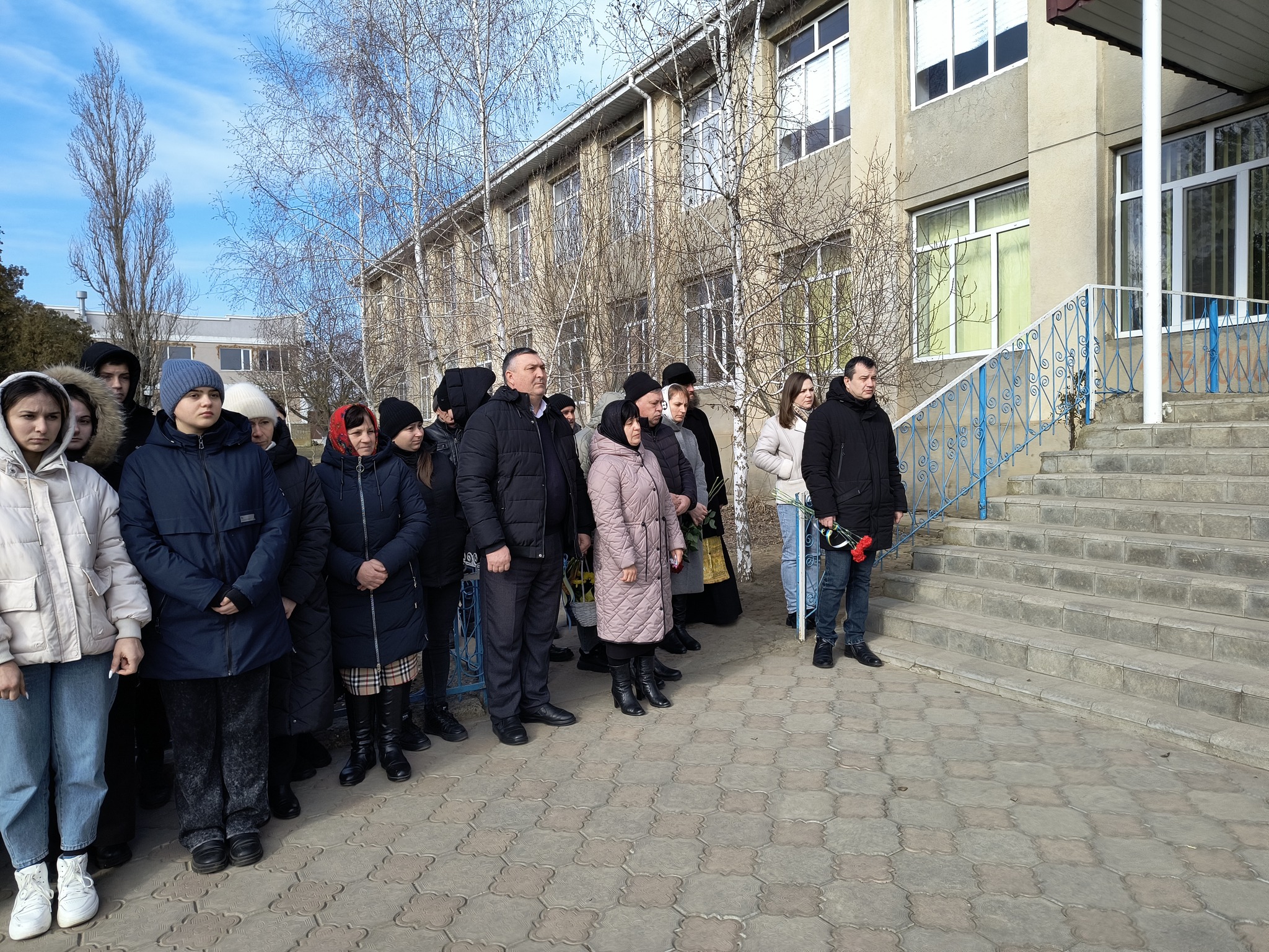 В Татарбунарській громаді з'явилася меморіальна дошка з портретом юного захисника