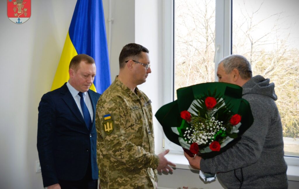 Ще двох захисників з Білгород-Дністровщини посмертно відзначили державними нагородами