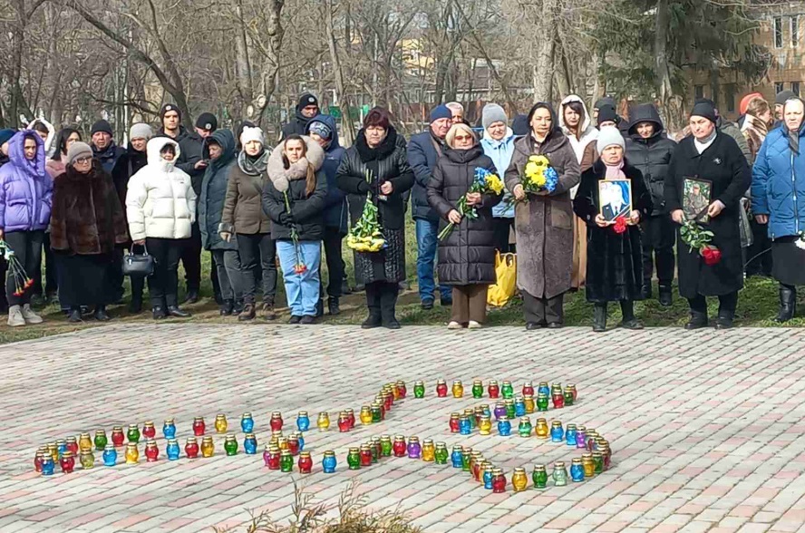 У селищі Бессарабське відкрили ще три меморіальні дошки загиблим військовослужбовцям