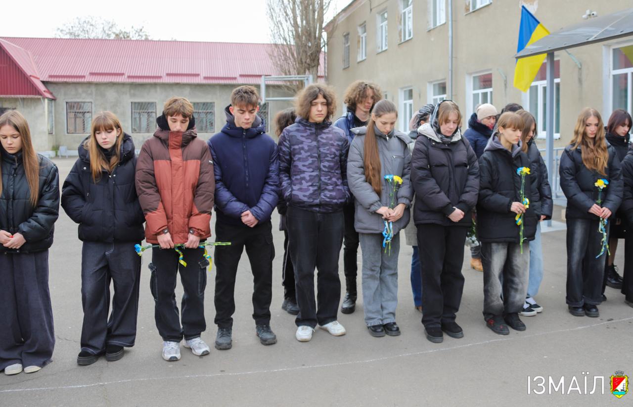 В Ізмаїлі увіковічнили пам'ять воїна та волонтера, який загинув на Донеччині