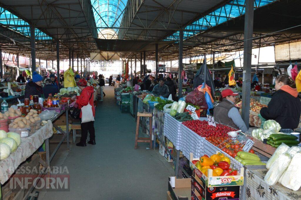 Рання городина та оселедець: що та за скільки можна купити на ринках міст Бессарабії