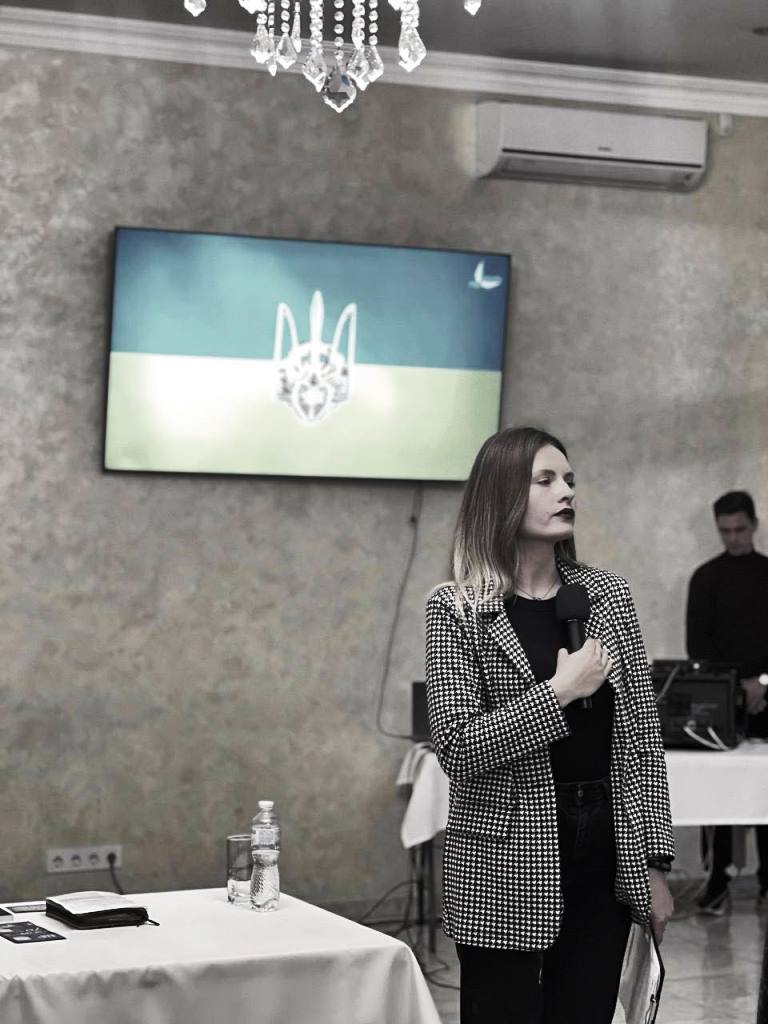 Війна, сцена, молодь: мотиваційний шлях Анастасії Безсонової – переселенки з Миколаєва, яка створила себе в провінційному Болграді