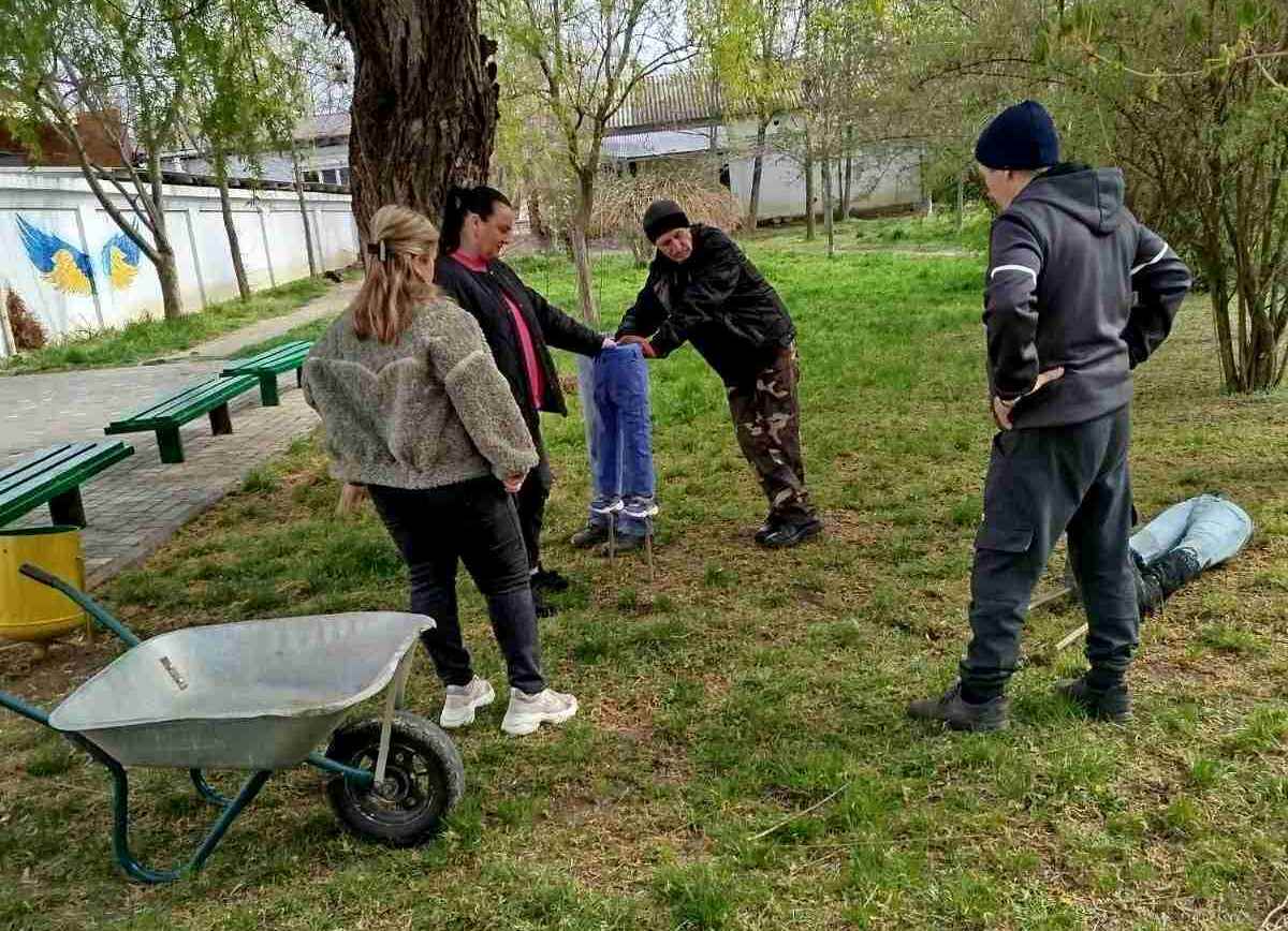 Затишок своїми руками: як працівники Ренійського будинку культури змінюють міський простір