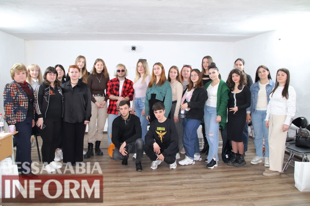 Війна, сцена, молодь: мотиваційний шлях Анастасії Безсонової – переселенки з Миколаєва, яка створила себе в провінційному Болграді