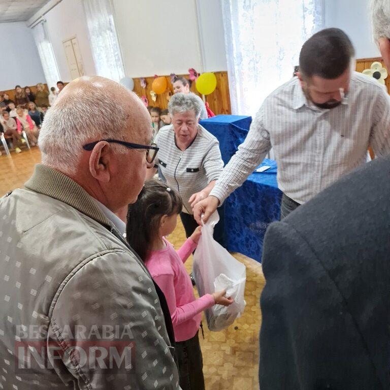 У Кілійській громаді близько двох тисяч учасників дитячого конкурсу отримали подарунки від БФ "Фонд Добра та Любові"