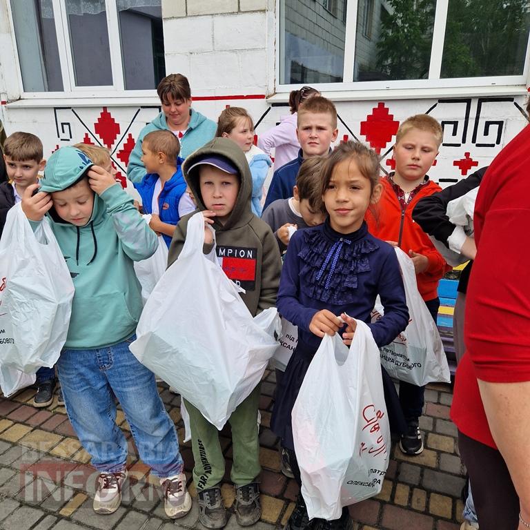 У Кілійській громаді близько двох тисяч учасників дитячого конкурсу отримали подарунки від БФ "Фонд Добра та Любові"