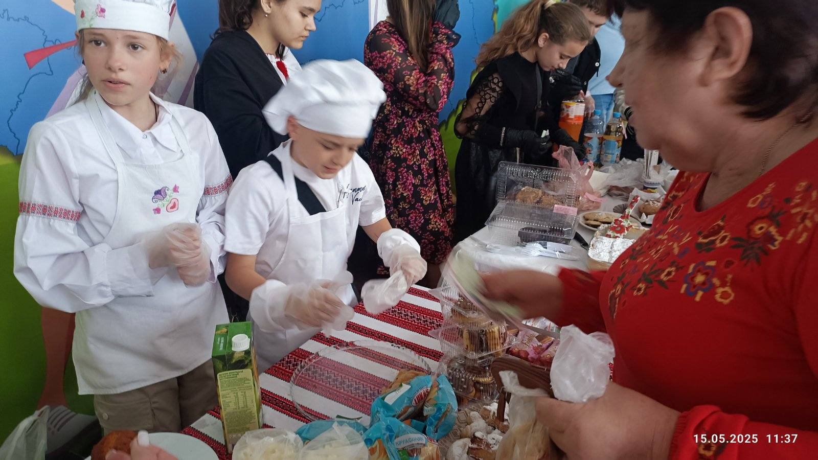 В Кілії об'єднали святкування Дня вишиванки та Дня сім'ї - великий фоторепортаж