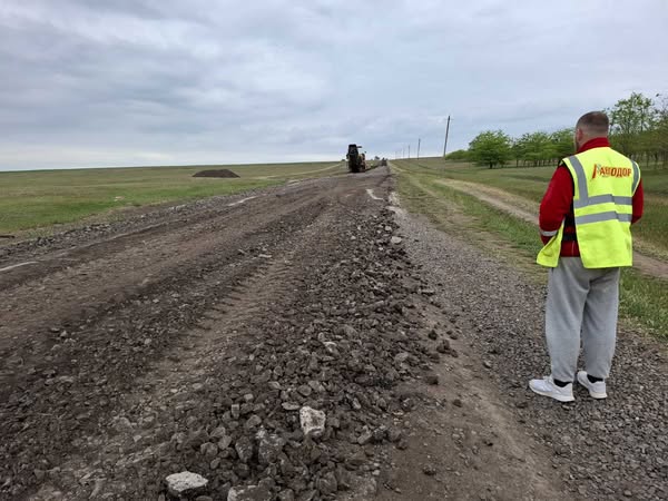 У Болградському районі розпочався ремонт дороги між двома населеними пунктами