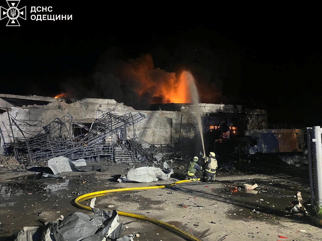 Вночі російські окупанти атакували Ізмаїл шахедами. Оновлено