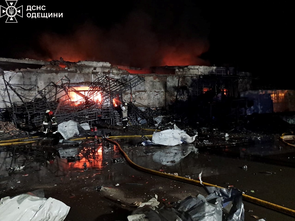 Вночі російські окупанти атакували Ізмаїл шахедами. Оновлено