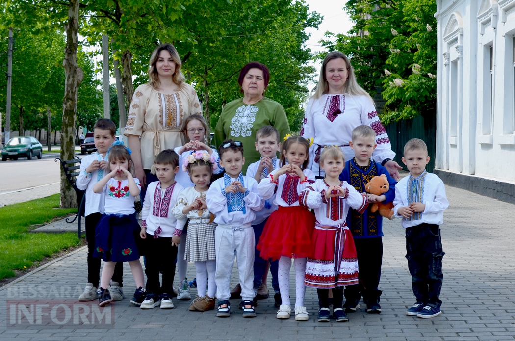 В Кілії об'єднали святкування Дня вишиванки та Дня сім'ї - великий фоторепортаж